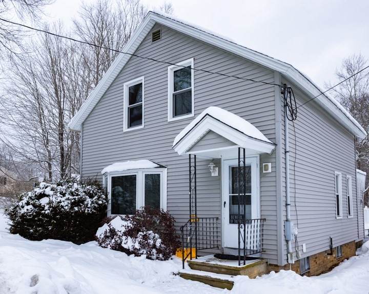 24 Railroad Ave - Photo 1