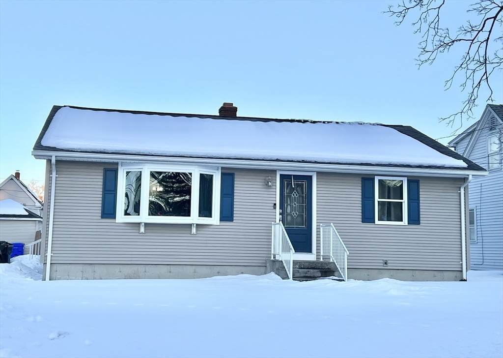 107 Enfield St - Photo 1