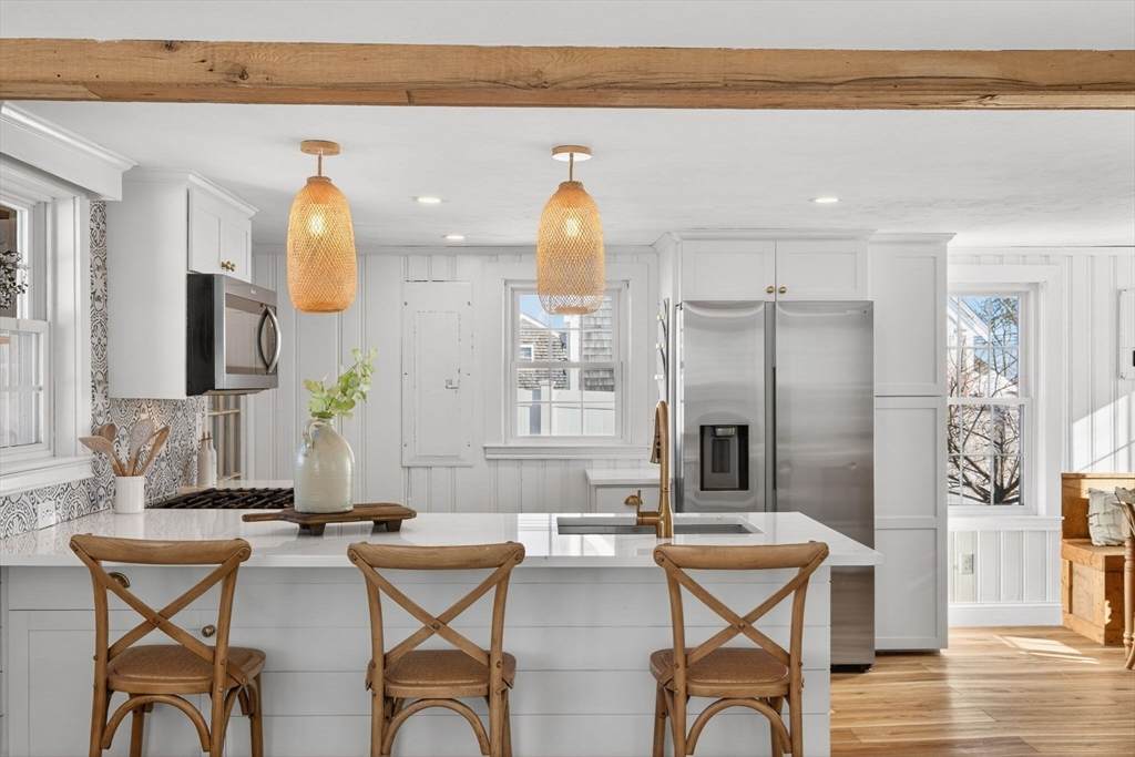 71 Dillingham Avenue - Photo 1