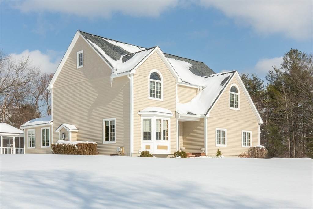 84 Tellier Way - Photo 1