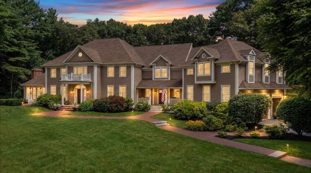 137 Lake Street - Photo 1