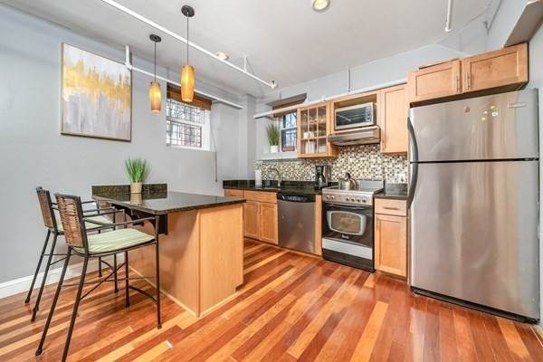330 Dartmouth - Photo 1