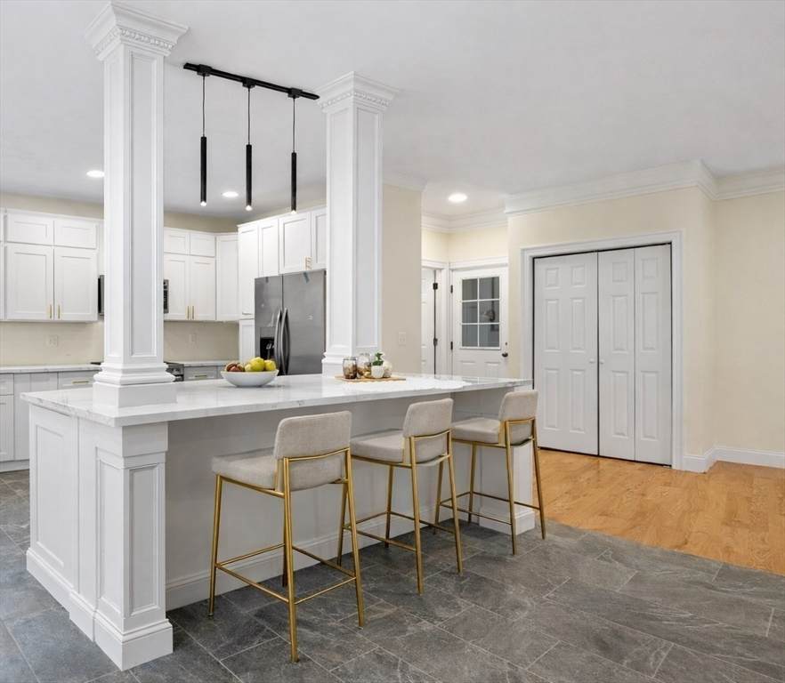 12 Beale Street - Photo 1