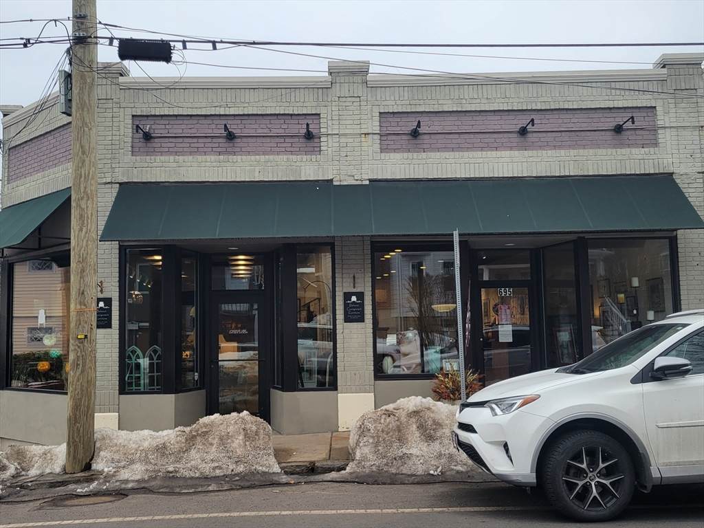 697 Belmont Street - Photo 1