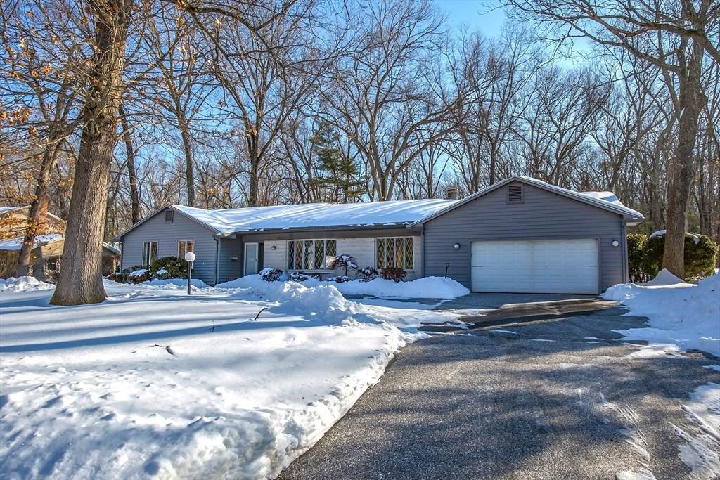 211 Academy Drive - Photo 1