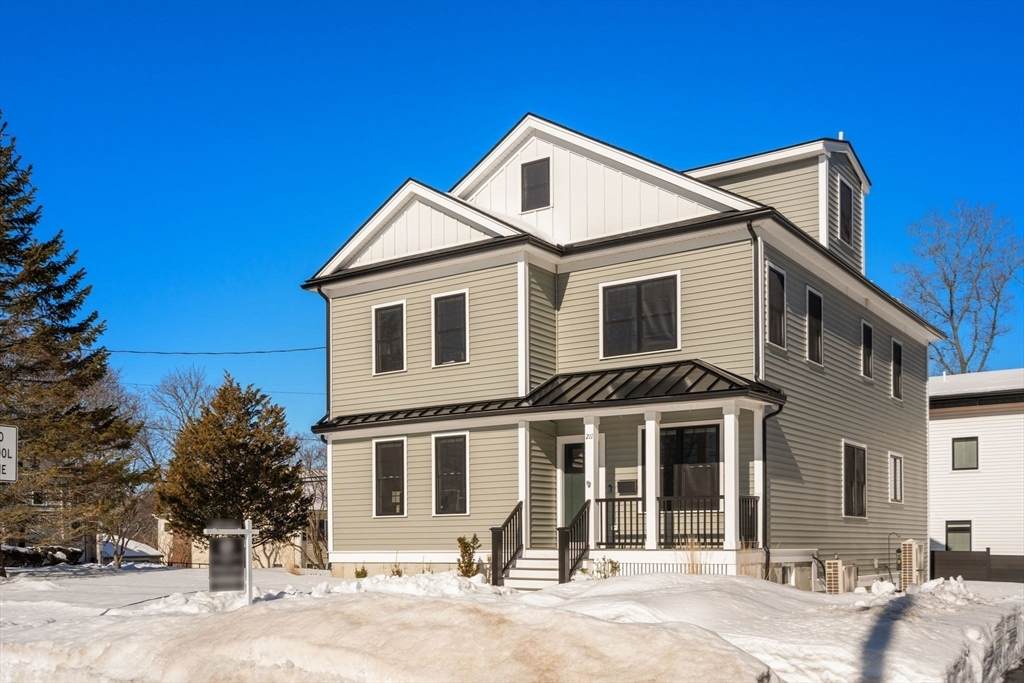 211 Florence Ave - Photo 1