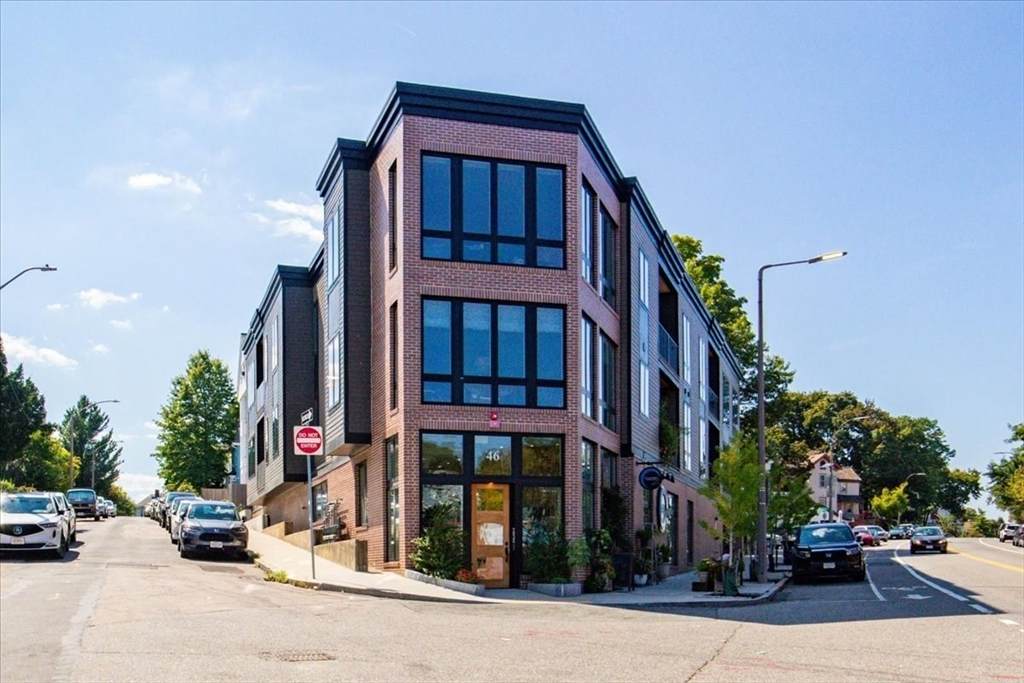 46 Belgrade Ave - Photo 1