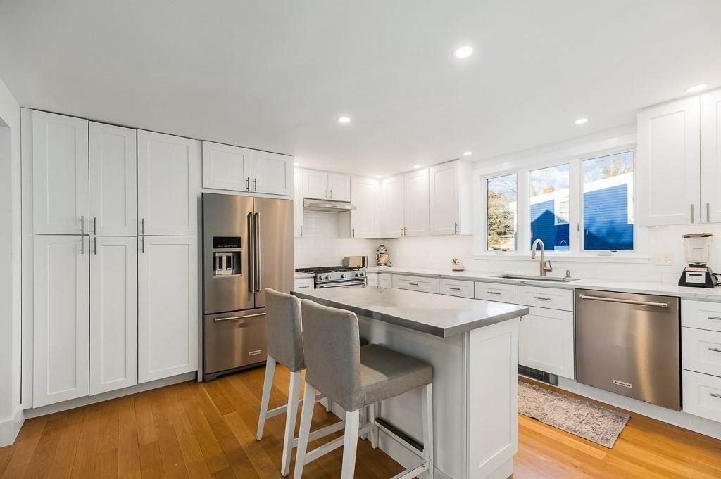 8 Forest St - Photo 1