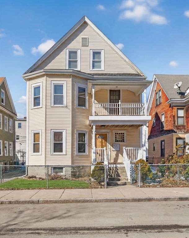 27 Larchmont St - Photo 1