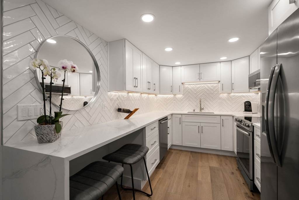 45 Longwood Ave - Photo 1