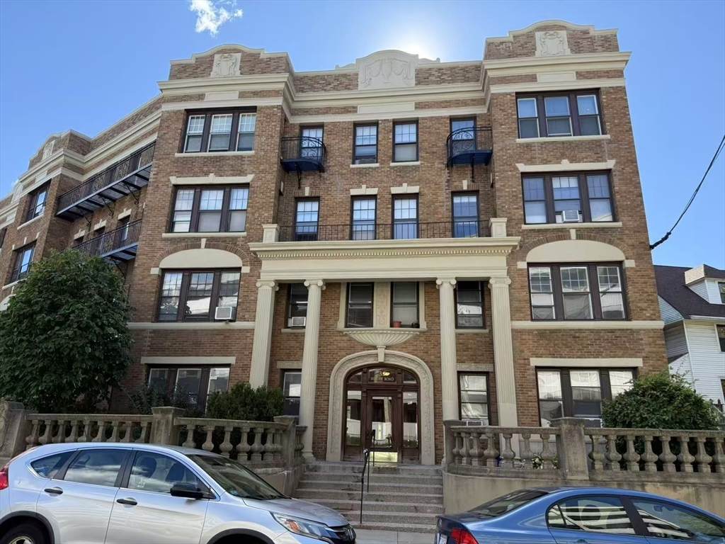 32 Sidlaw - Photo 1