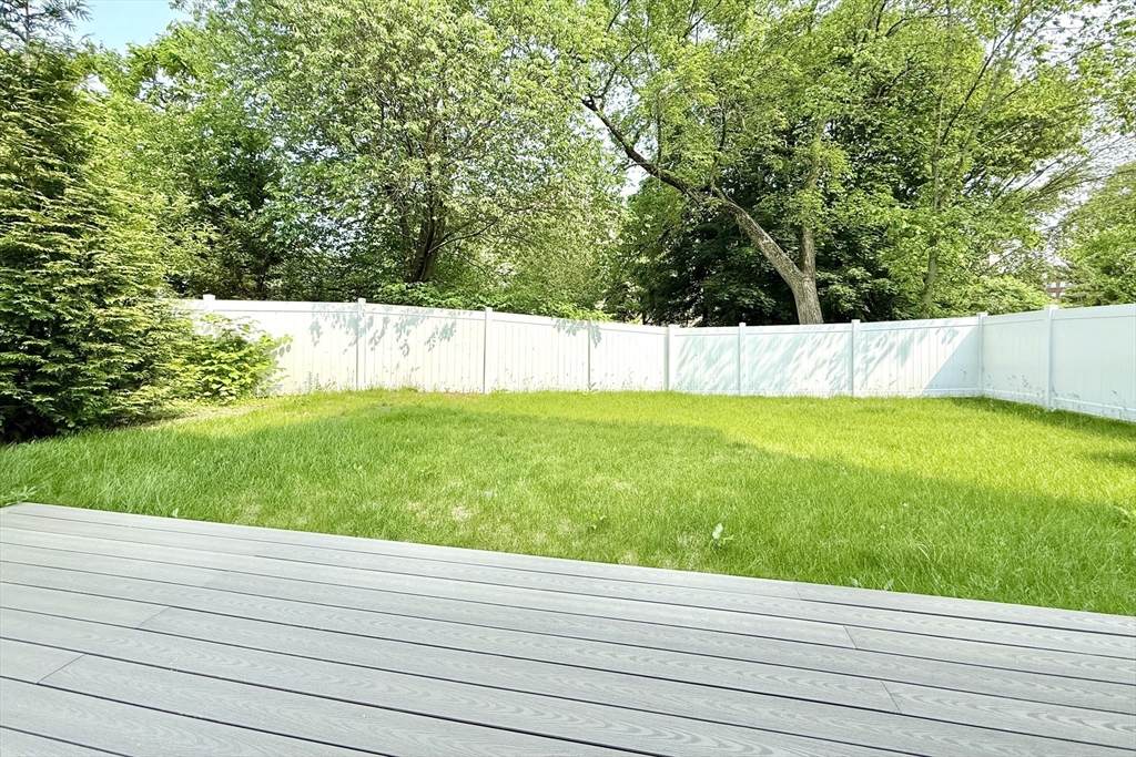 https://bt-photos.global.ssl.fastly.net/mlspin/orig_boomver_1_73482609_2.jpg