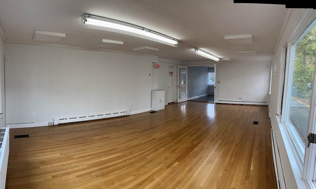 452 Washington - Photo 1