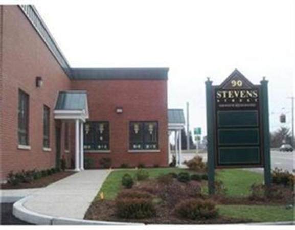 90 Stevens St - Photo 1