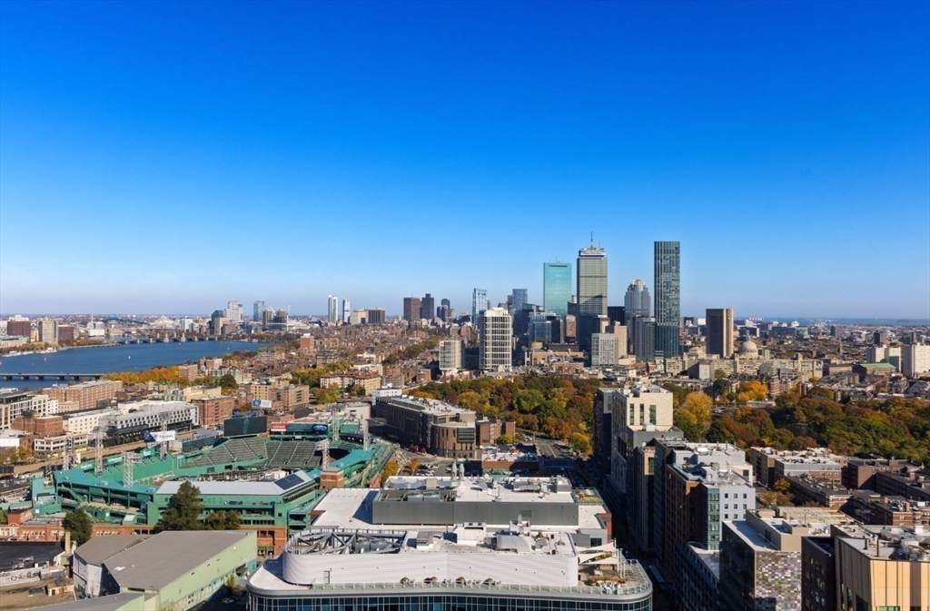 188 Brookline Avenue - Photo 1