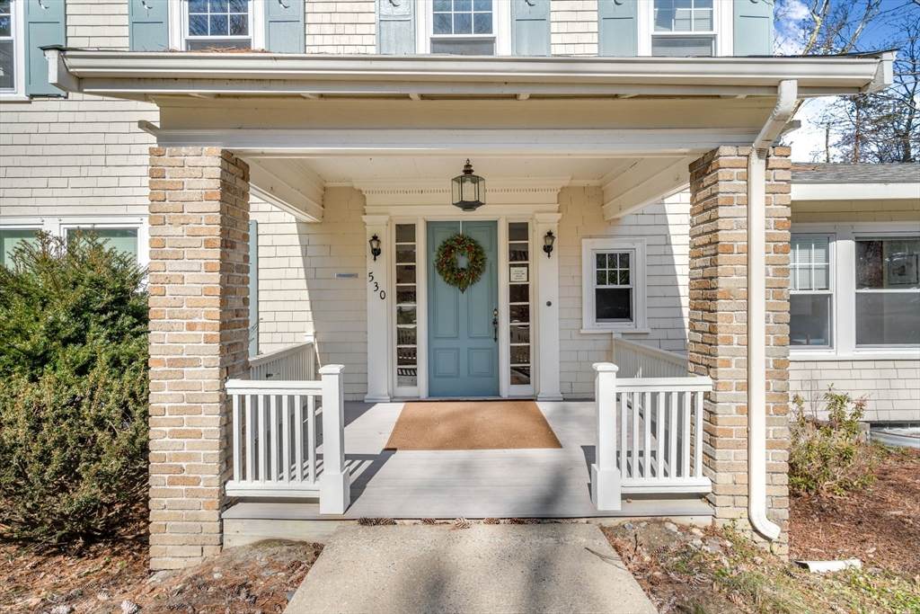 530 Great Road - Photo 1