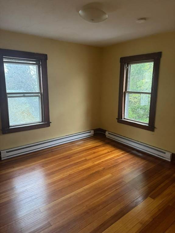 20 Walnut St - Photo 1