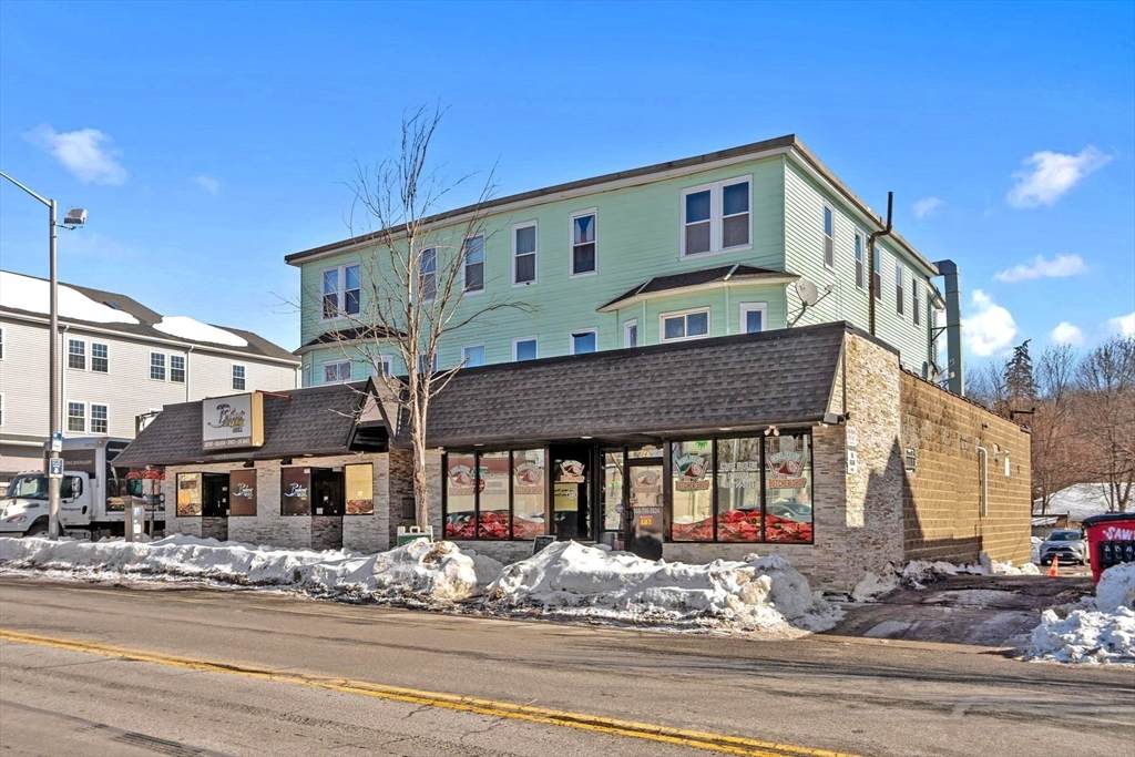 249 Lincoln St - Photo 1