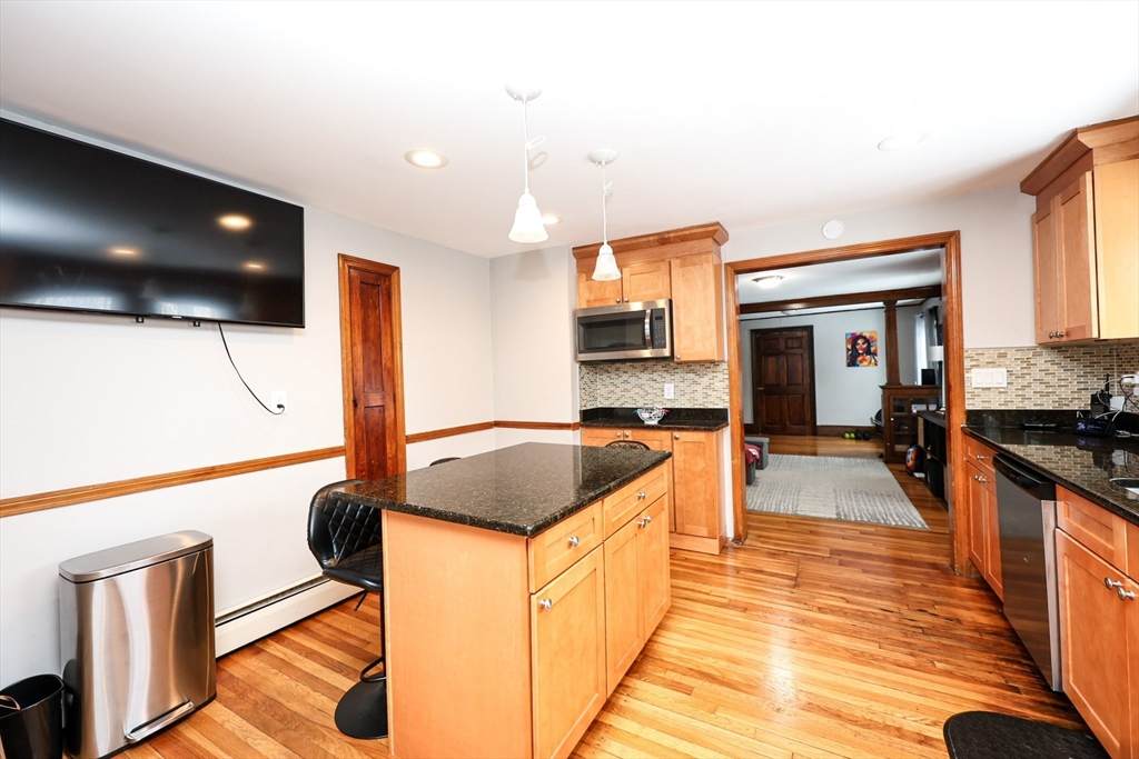 65 Clifford St - Photo 1