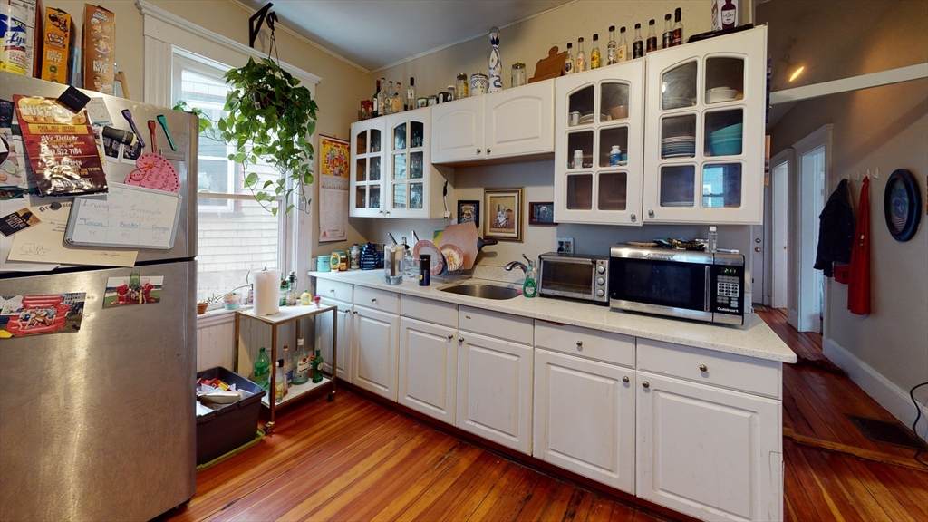 8 Olmstead St - Photo 1
