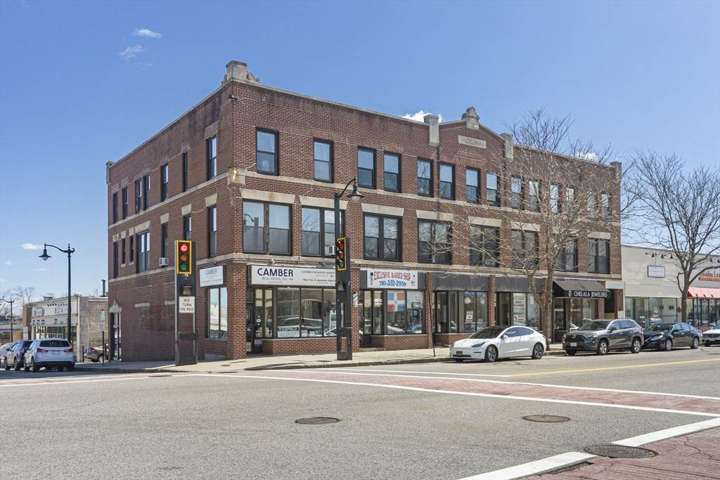 648 Washington St - Photo 1