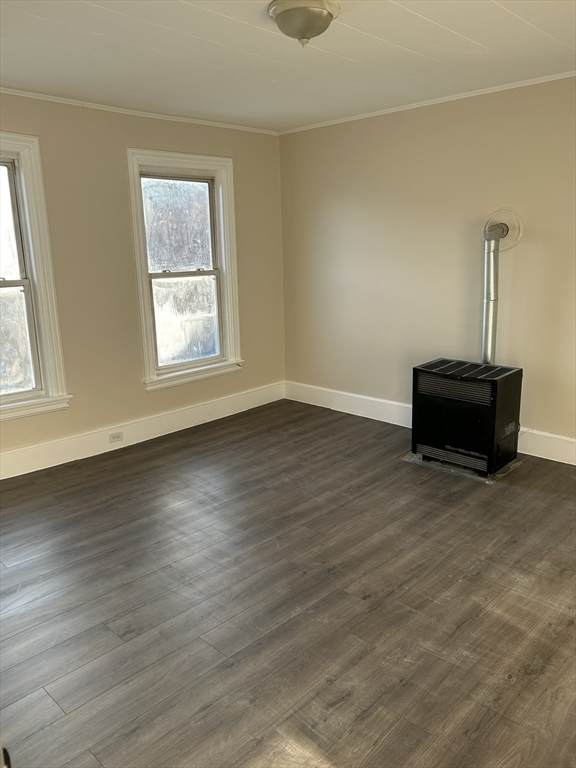 230 Pleasant St - Photo 1