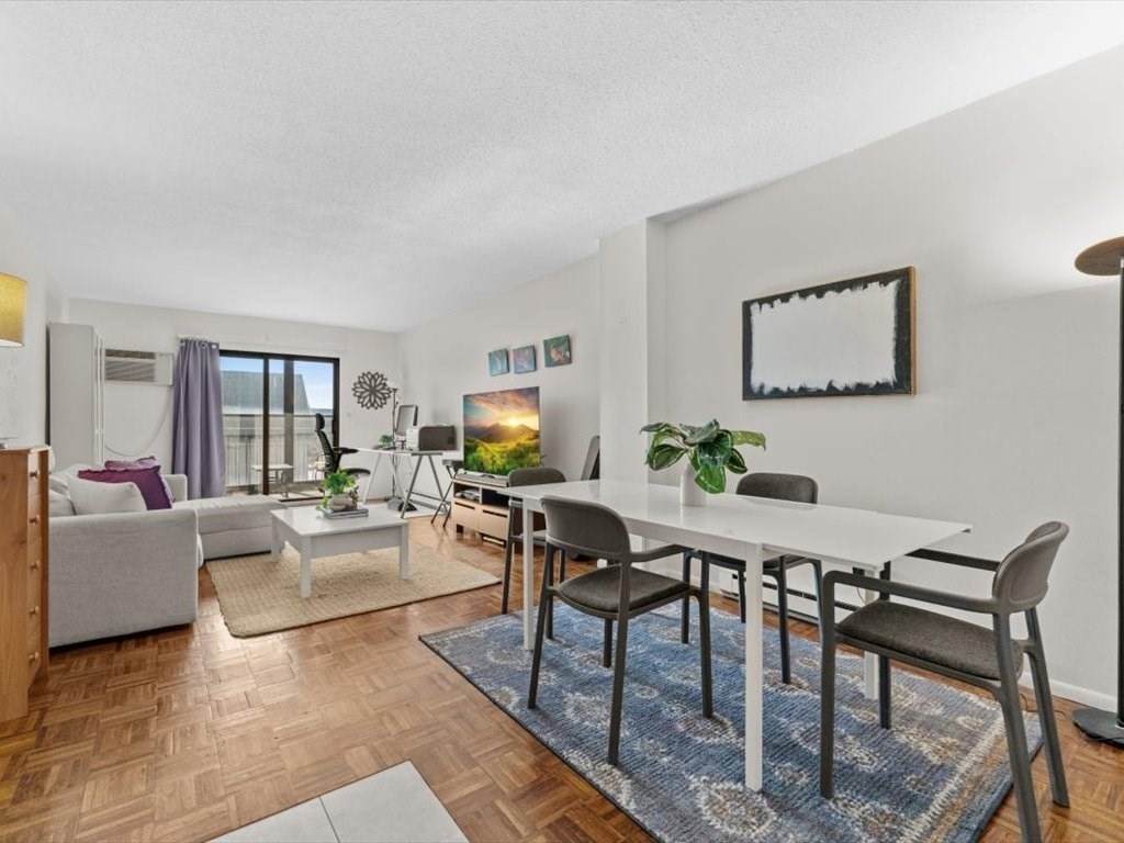 2353 Massachusetts Ave - Photo 1