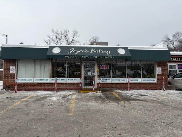 580 N. Main - Photo 1