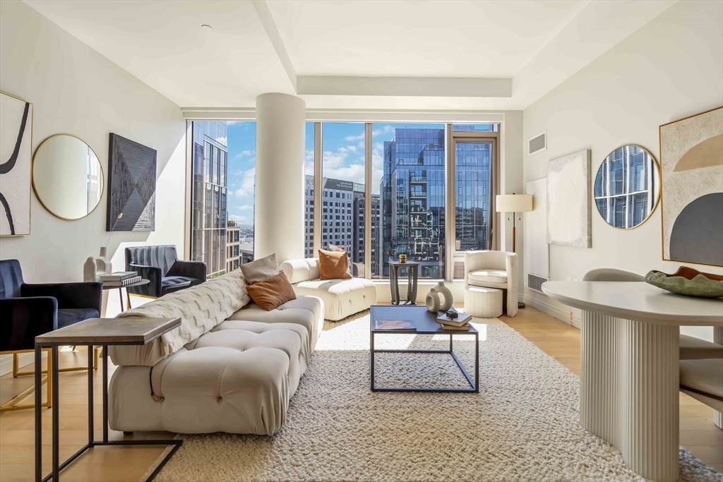 133 Seaport Blvd - Photo 1