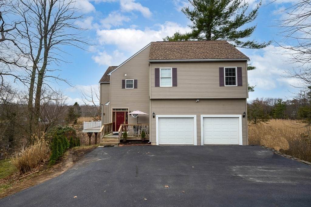 12 Cedar Dr - Photo 1