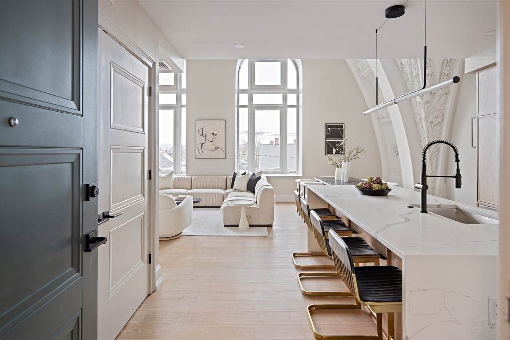 61 Hall Street - Photo 1