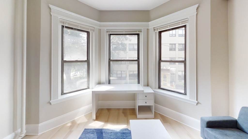 https://bt-photos.global.ssl.fastly.net/mlspin/orig_boomver_1_73486881_2.jpg