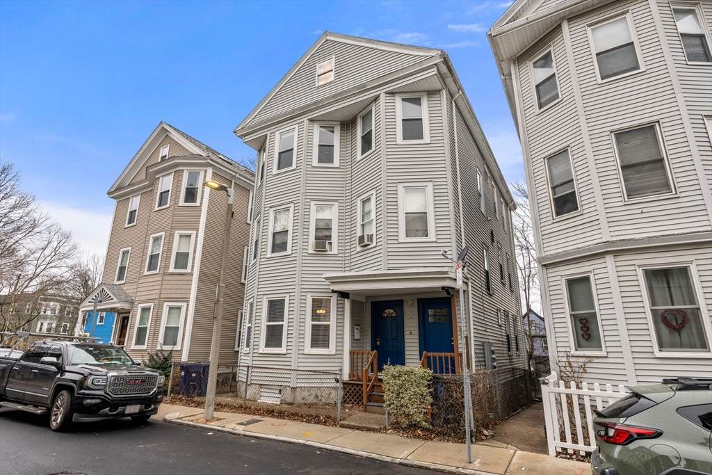 8 Haverford St - Photo 1