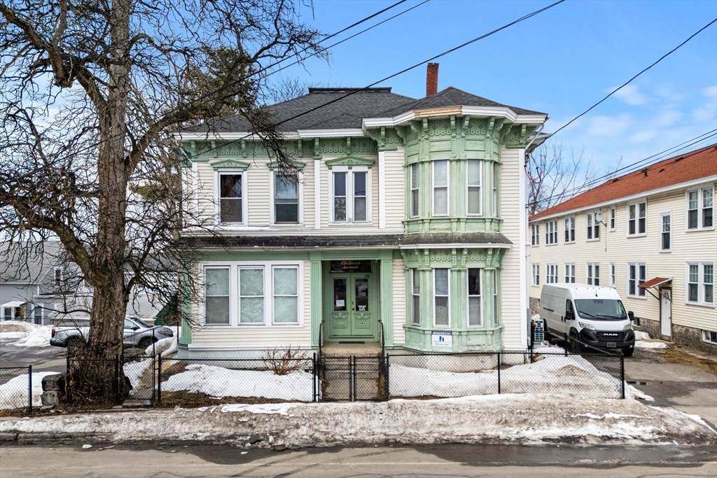 143 Westford St - Photo 1