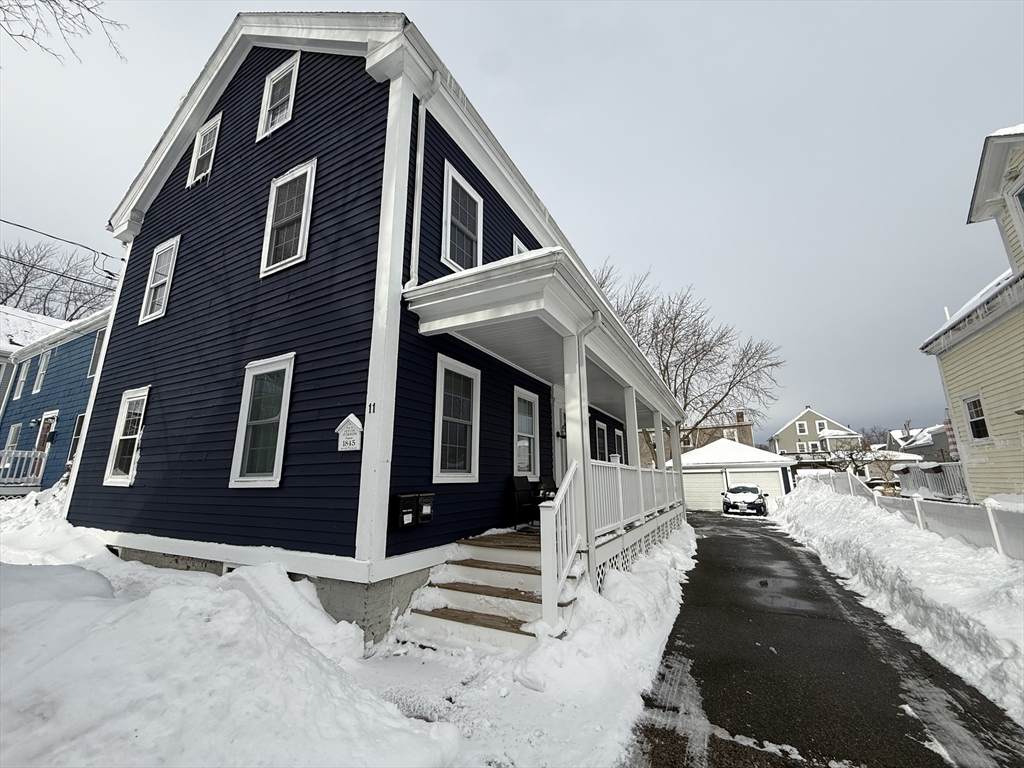 11 Barton St - Photo 1