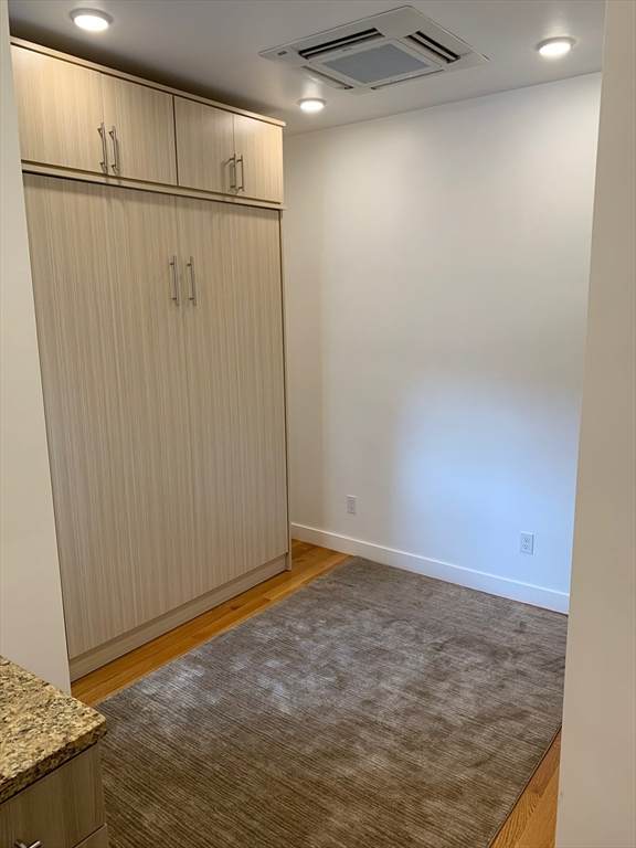 https://bt-photos.global.ssl.fastly.net/mlspin/orig_boomver_1_73487248_2.jpg