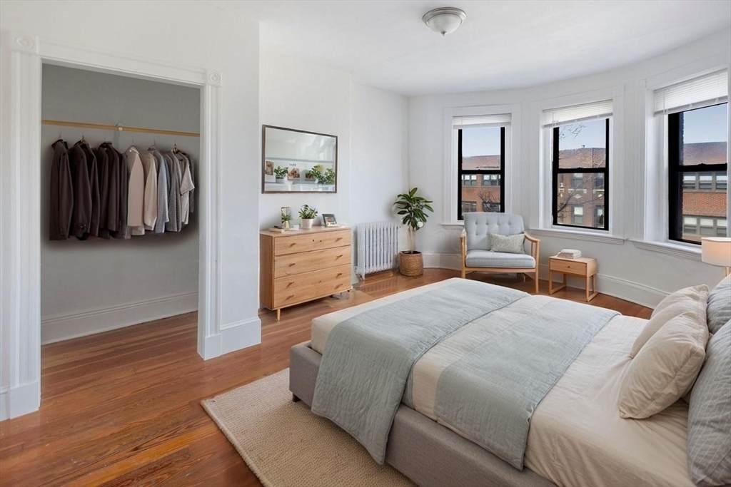 866 Huntington Ave - Photo 1