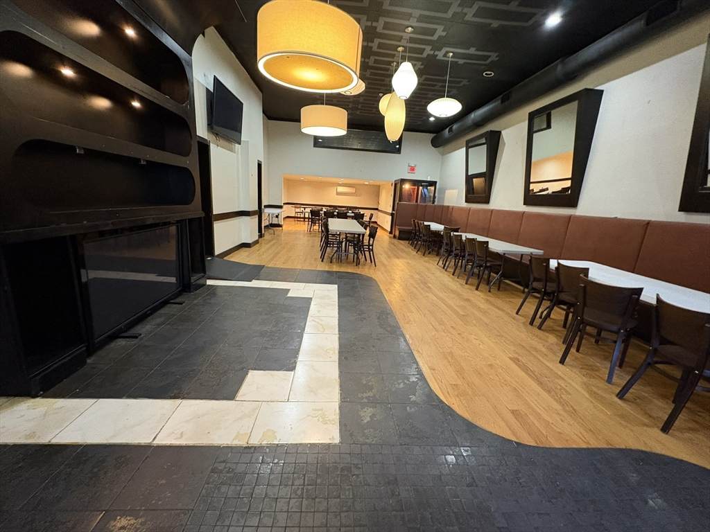 201 S Main St - Photo 1