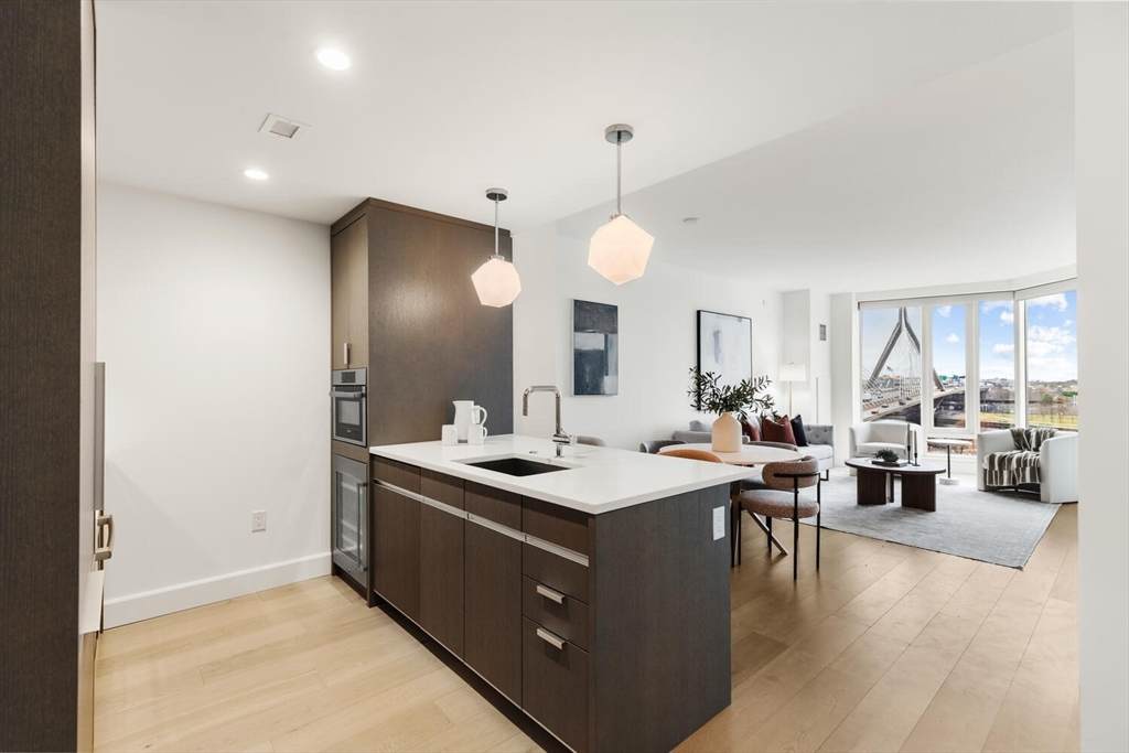 100 Lovejoy Wharf - Photo 1