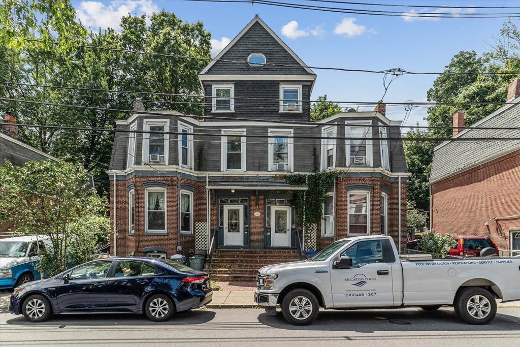 26-28 Newton St - Photo 1