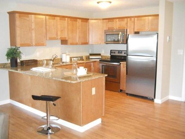670 Bedford Street - Photo 1