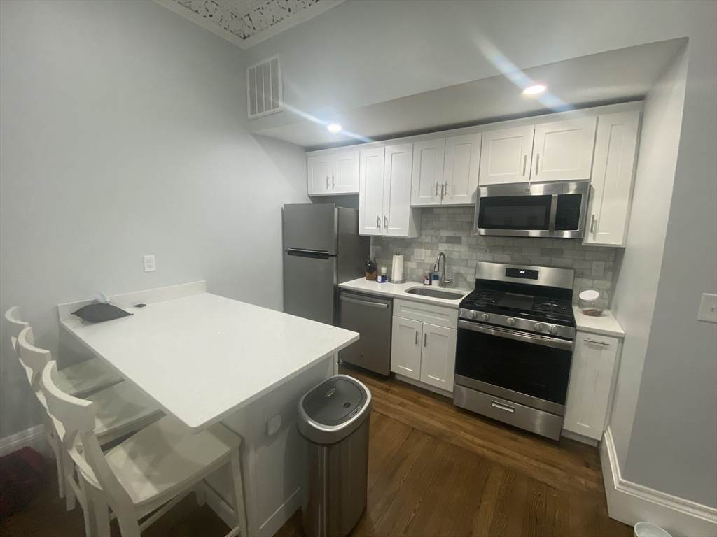475 Massachusetts Ave - Photo 1
