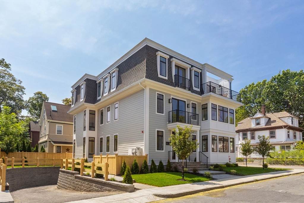 24 Auburn - Photo 1