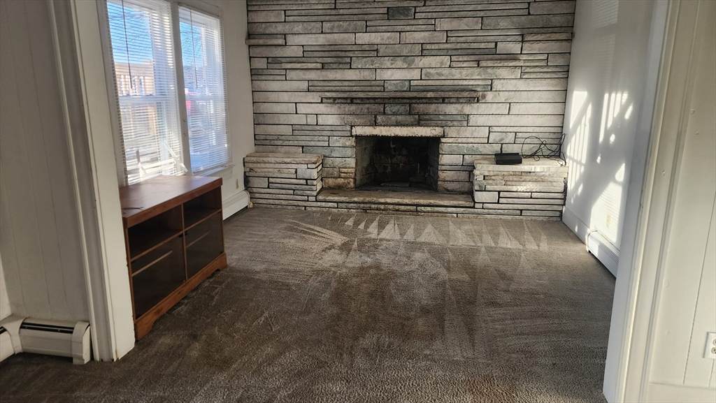 39 Elmwood - Photo 1
