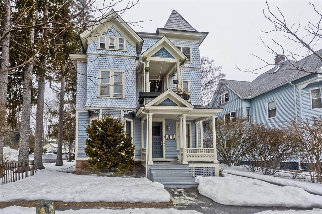 19 Trumbull Rd - Photo 1