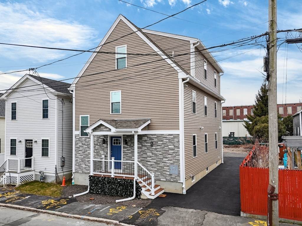 16 Washburn St - Photo 1