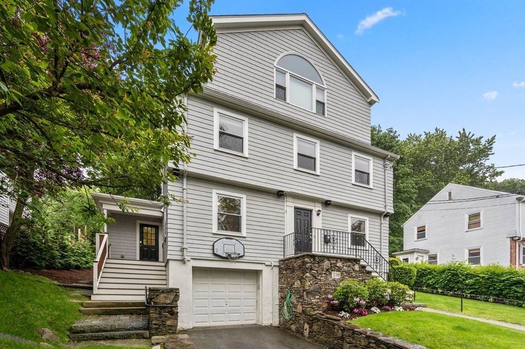 236 Mason Ter - Photo 1