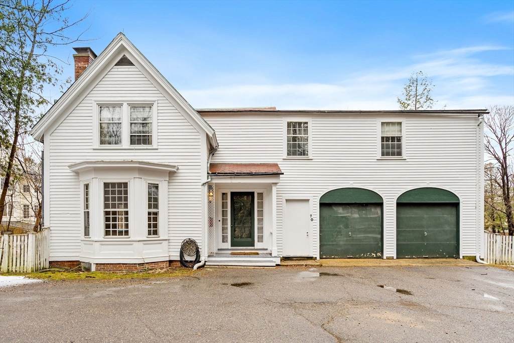 70 Lexington Road - Photo 1