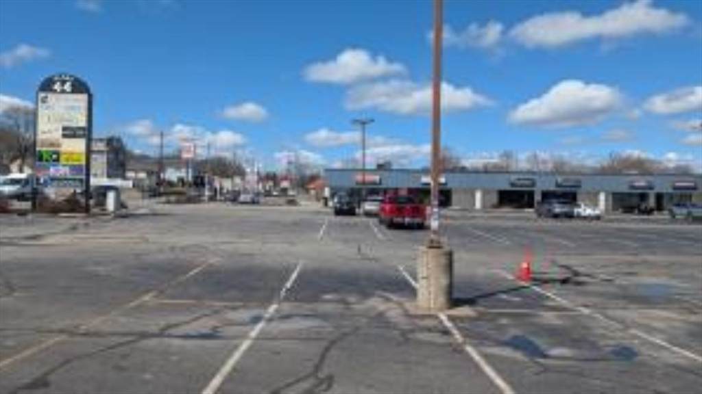 39 Putnam Pike - Photo 1