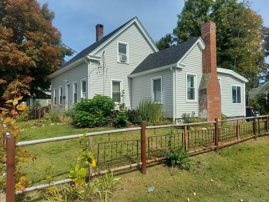 28 Grove Ave - Photo 1